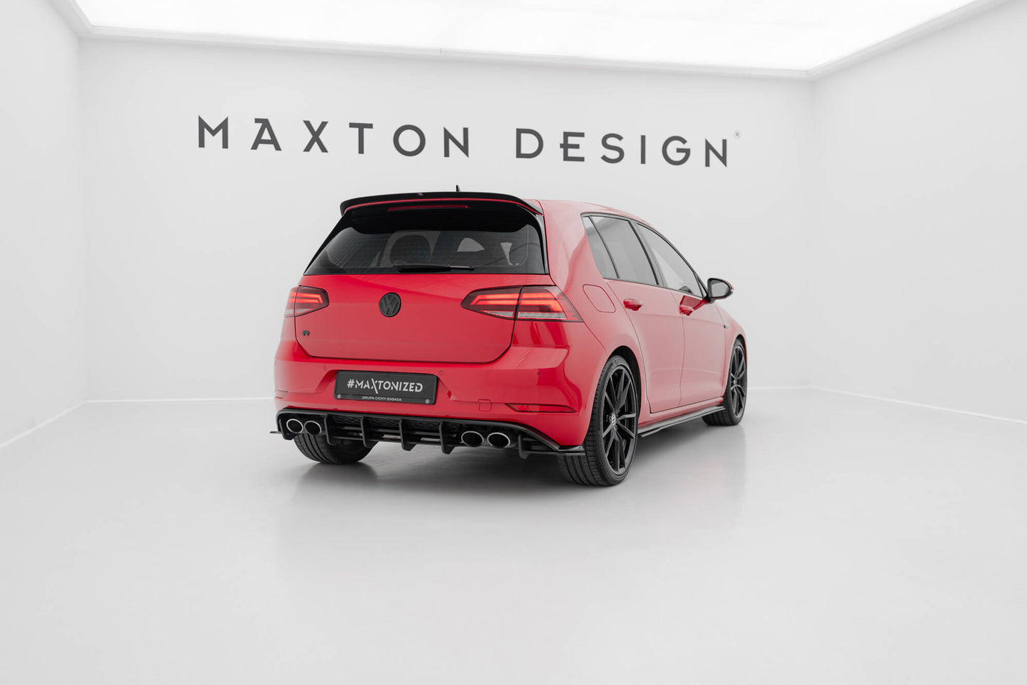 Robuste Racing Heckschürze für Volkswagen Golf R Mk7 Facelift