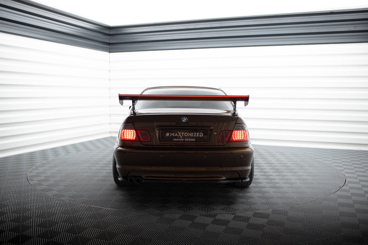 Carbon Spoiler With External Brackets Uprights + LED BMW 3er Coupe E46