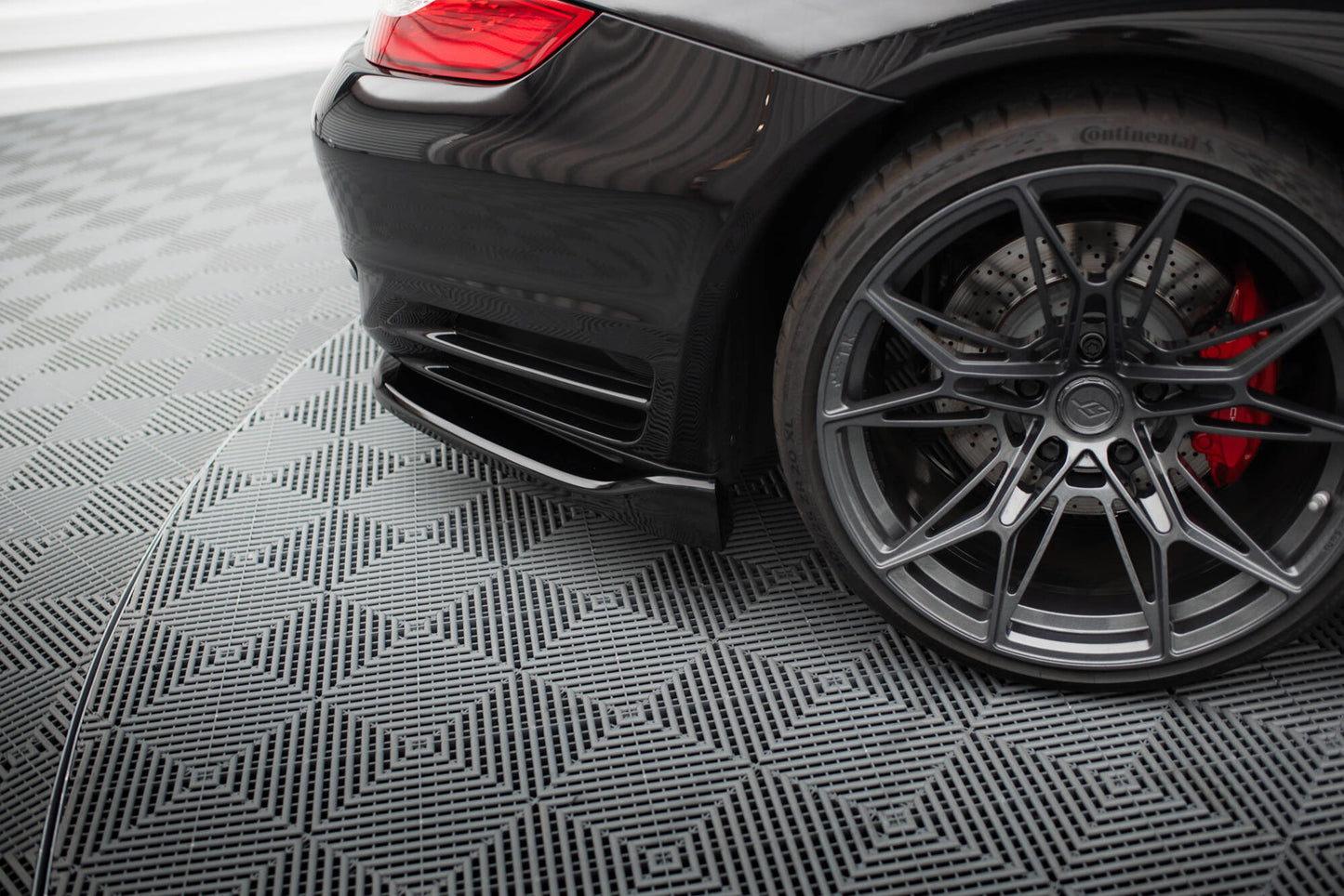 Mittlerer Cup Diffusor DTM Look Heck Ansatz für Porsche 911 Turbo 997 schwarz Hochglanz