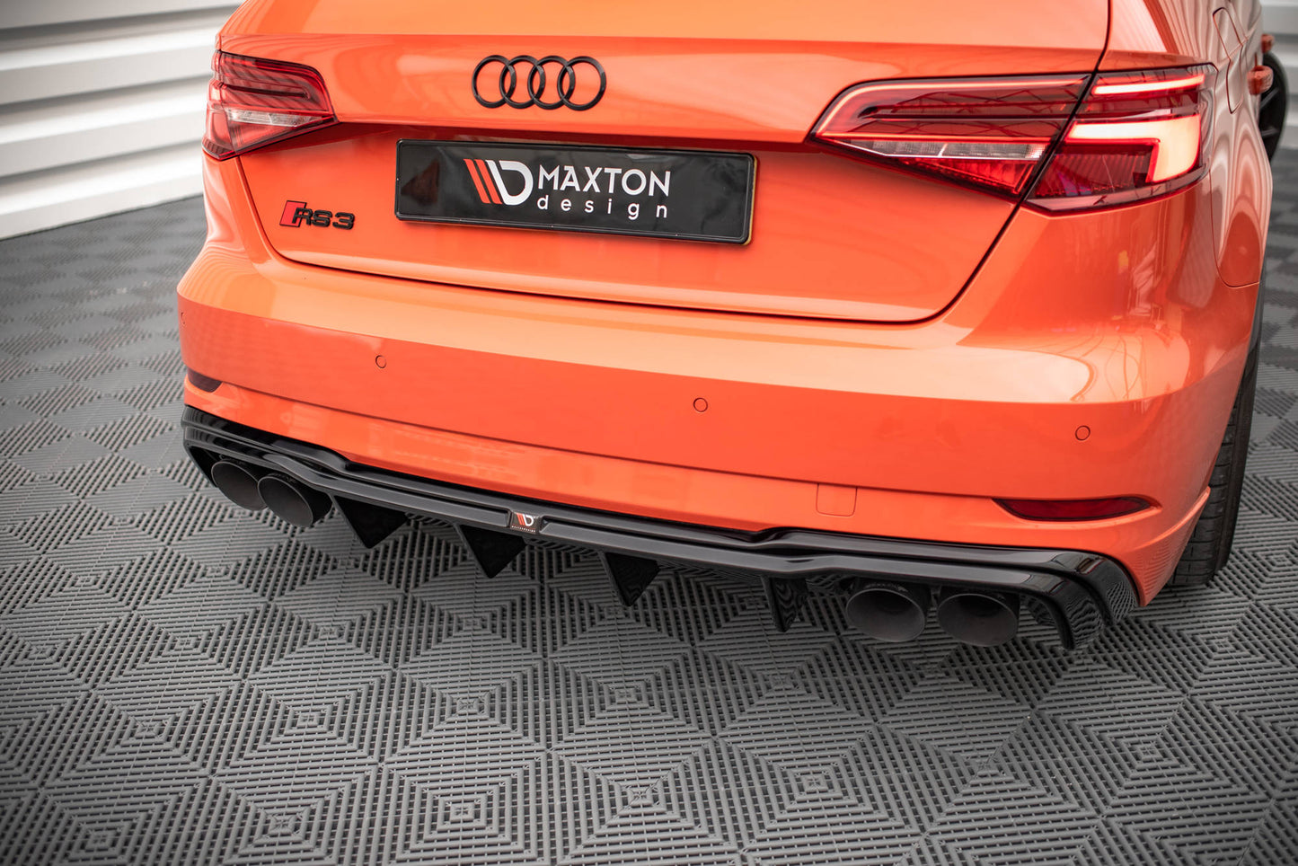 Diffusor Heck Ansatz für + Milltek Sport Auspuffverlängerung Audi RS3 Sportback 8V Facelift