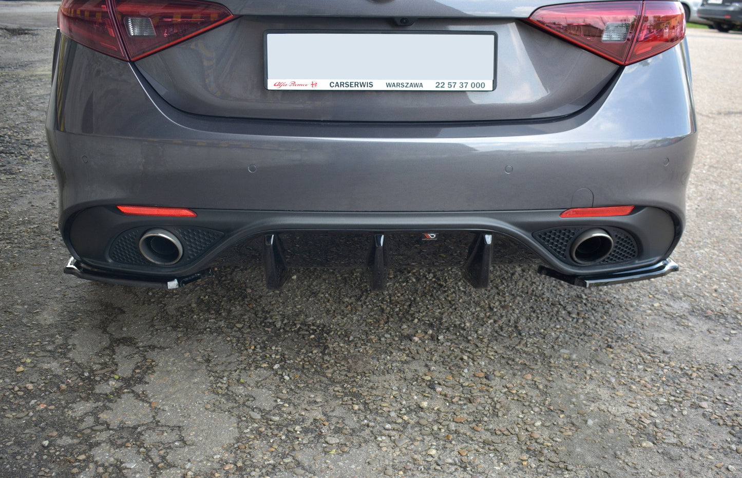 Heck Ansatz Flaps Diffusor für ALFA ROMEO GIULIA VELOCE schwarz Hochglanz