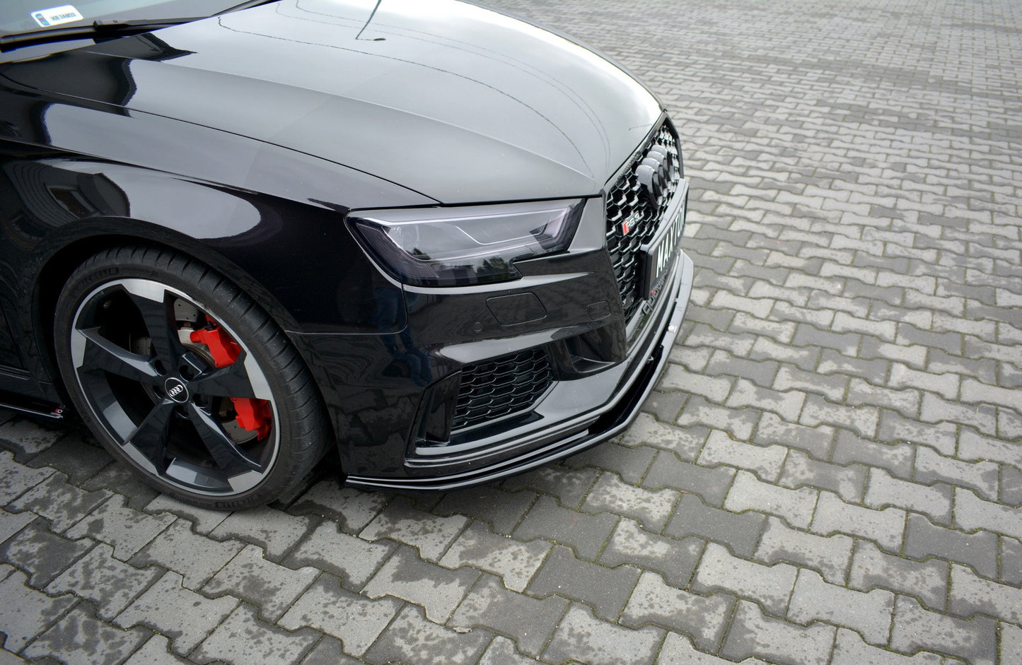 Front Ansatz V.1 für Audi RS3 8V FL Sportback schwarz Hochglanz