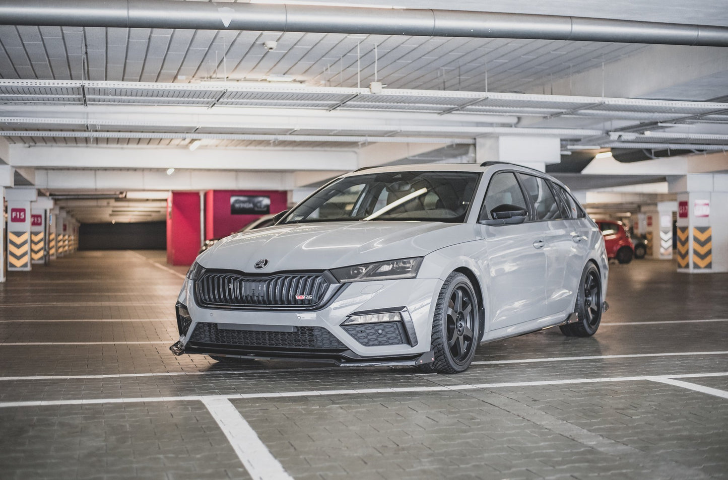 Front Ansatz V.2 + Flaps für Skoda Octavia RS Mk4