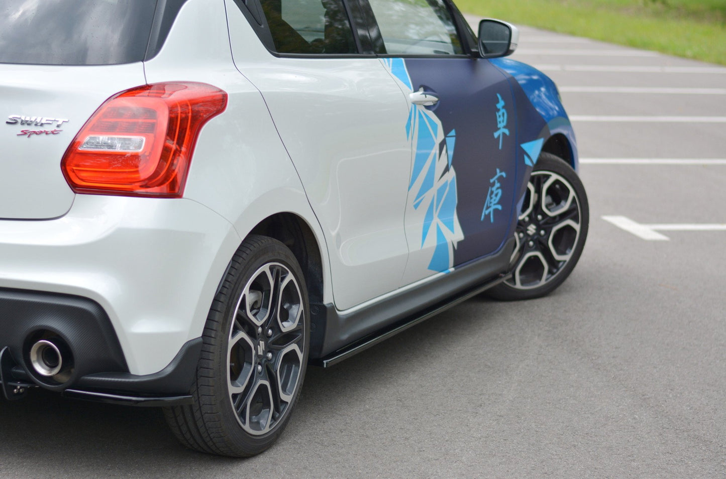 Seitenschweller Ansatz für SUZUKI SWIFT 6 SPORT schwarz Hochglanz