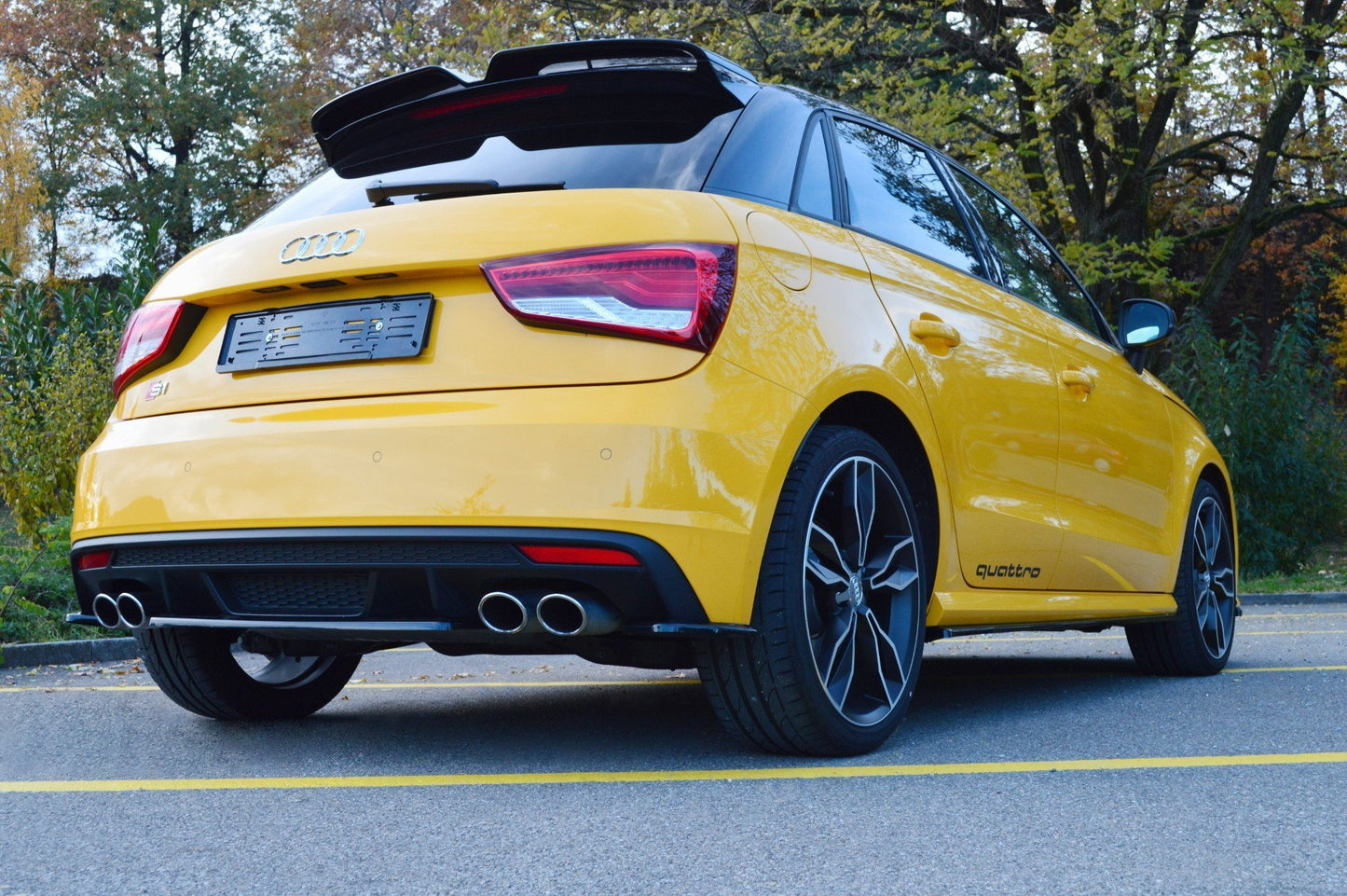 Heckansatz Audi S1 8X schwarz Hochglanz