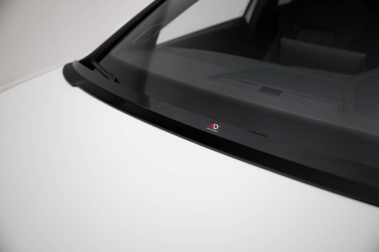 Verlängerung motorhaube VW Golf Mk8 schwarz Hochglanz