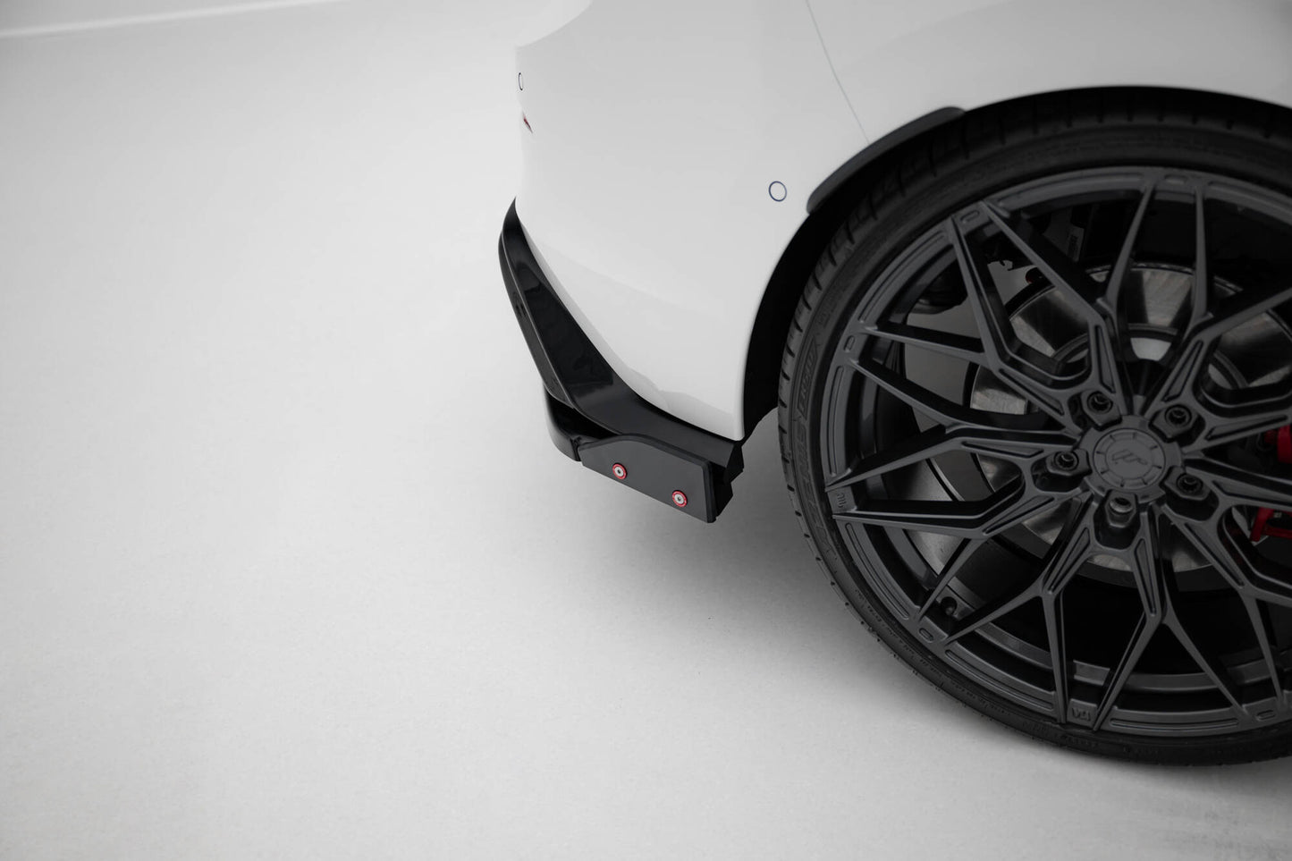 Heck Ansatz Flaps Diffusor V.2 +Flaps für Volkswagen Golf GTI / GTE Mk8