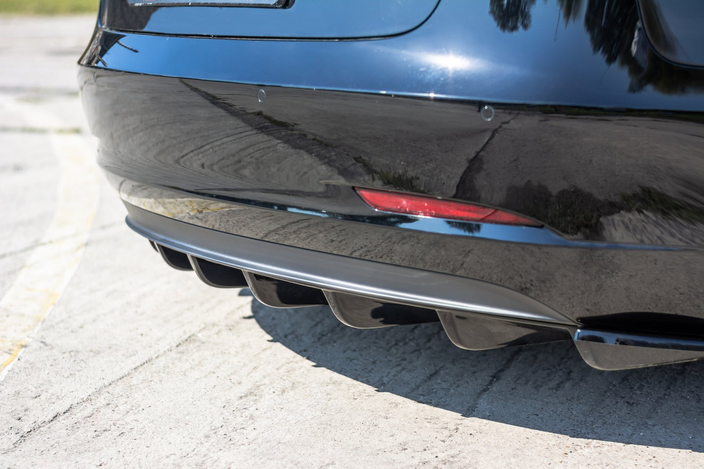 Diffusor Heck Ansatz für Tesla Model 3 schwarz Hochglanz