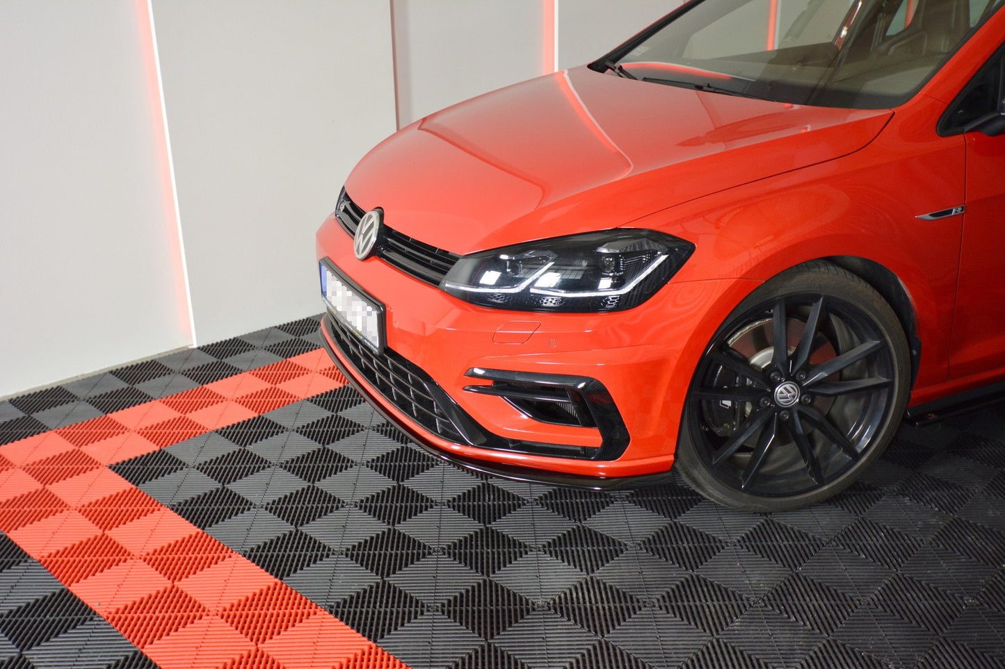 Front Ansatz V.7 für VW Golf 7 R / R-Line Facelift schwarz matt