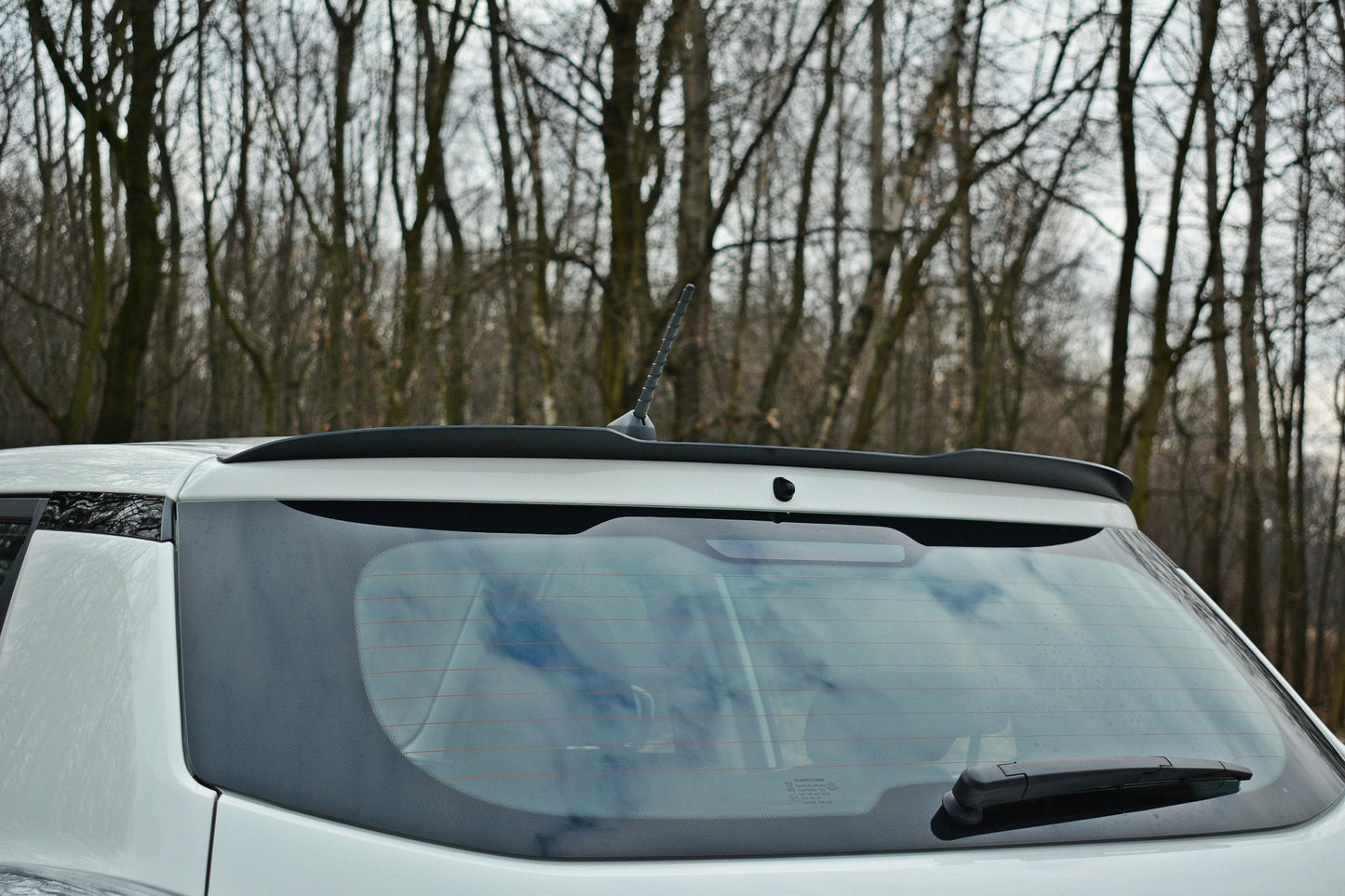 Spoiler CAP für SSANGYONG TIVOLI schwarz Hochglanz