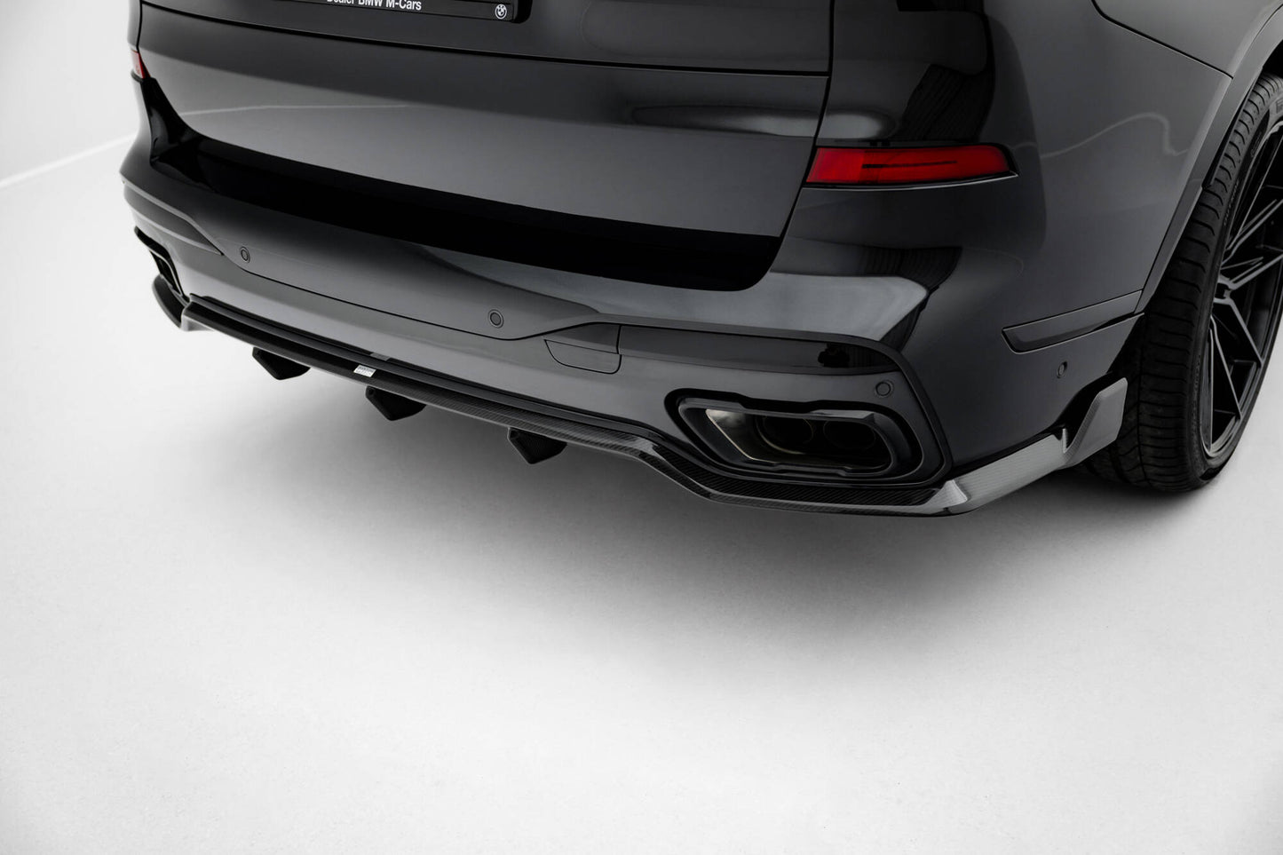 Prepreg Carbon Fiber Diffusor Heck Ansatz für BMW X7 M-Paket G07 Facelift