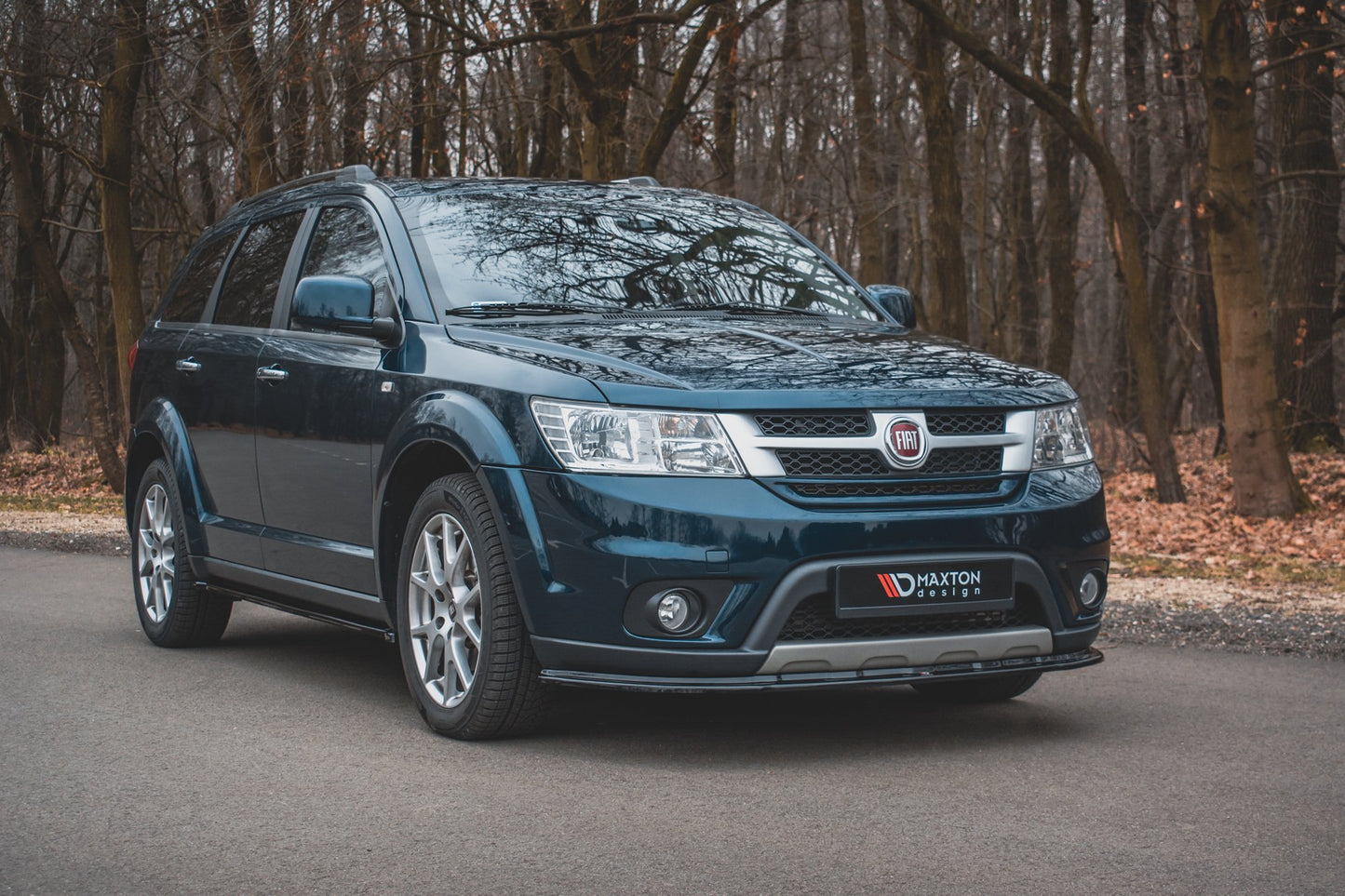Front Ansatz für Fiat Freemont schwarz Hochglanz