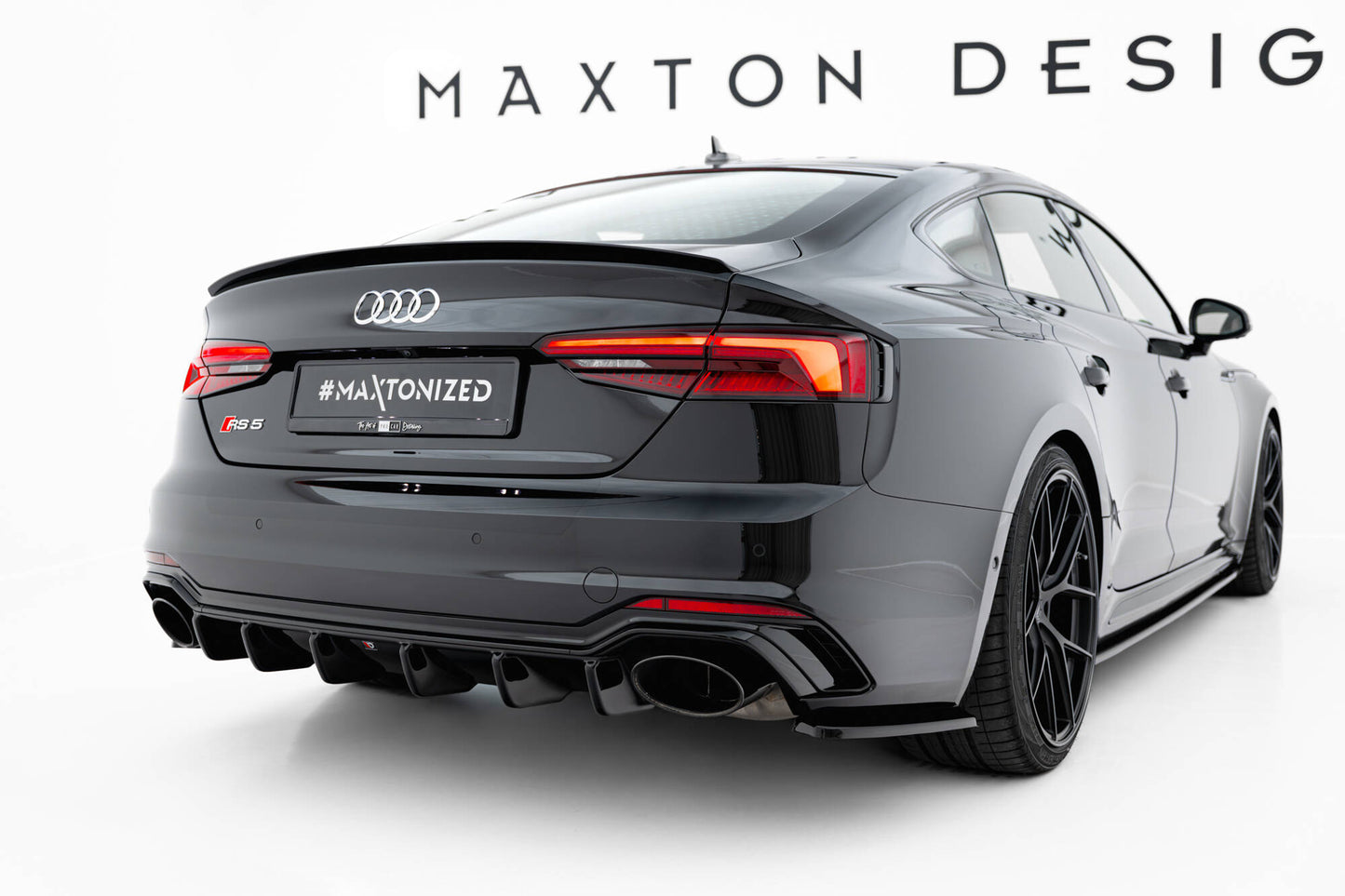 Diffusor Heck Ansatz für Audi RS5 Coupe / Sportback F5 schwarz Hochglanz