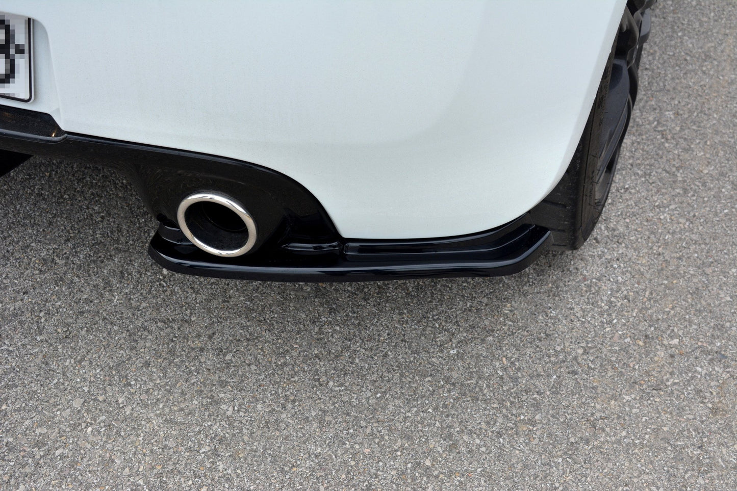 Heck Ansatz Flaps Diffusor für RENAULT CLIO MK3 RS FACELIFT schwarz Hochglanz