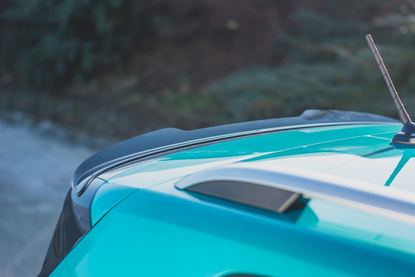 Spoiler CAP für VW T-Cross schwarz Hochglanz