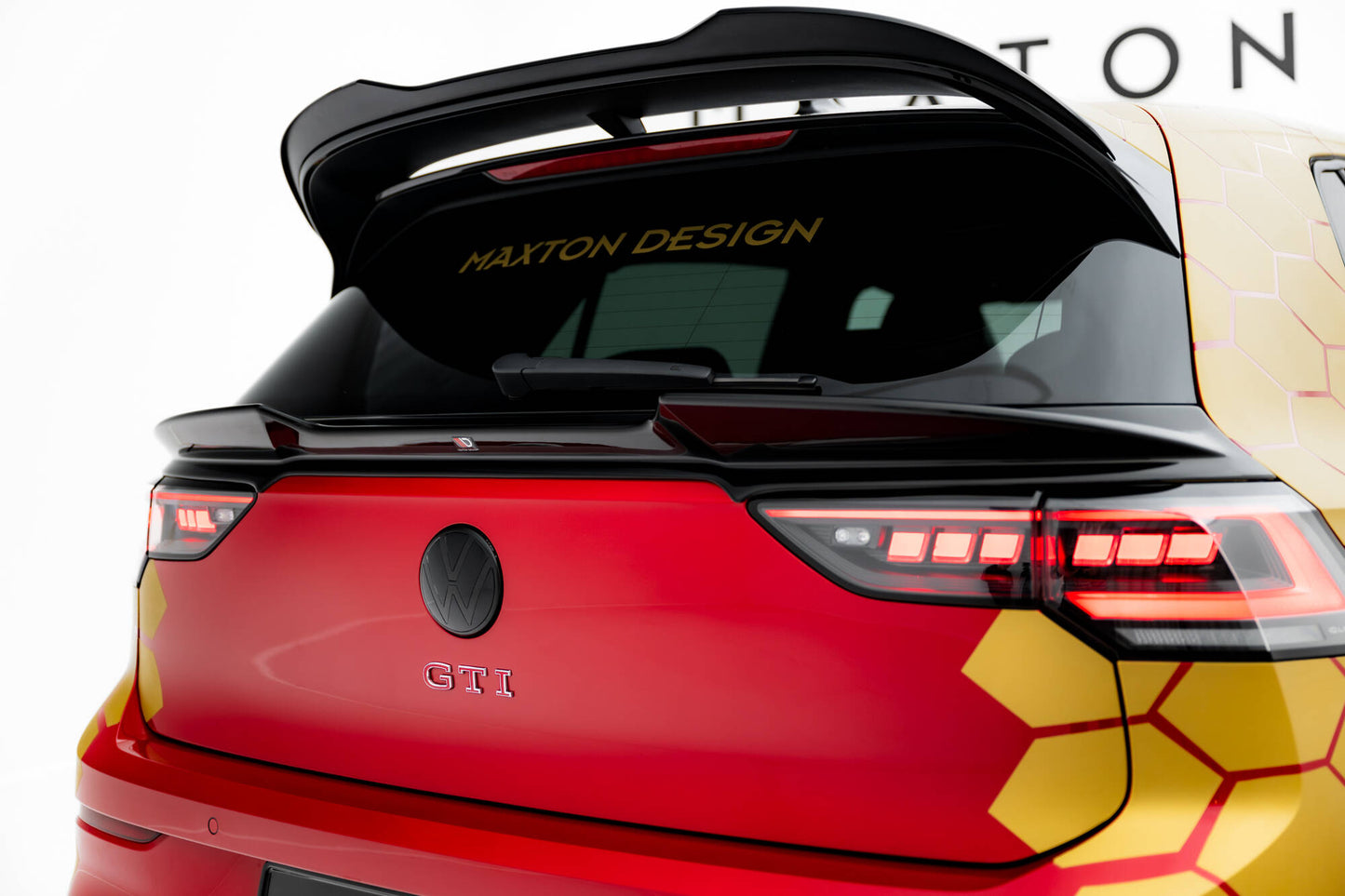 Niedriger Spoiler CAP 3D für VW Golf R Mk8 Facelift schwarz Hochglanz