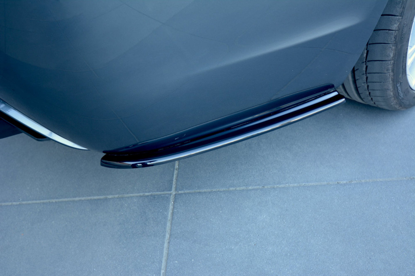 Heck Ansatz Flaps Diffusor für BMW 5er E60/E61 M Paket schwarz Hochglanz