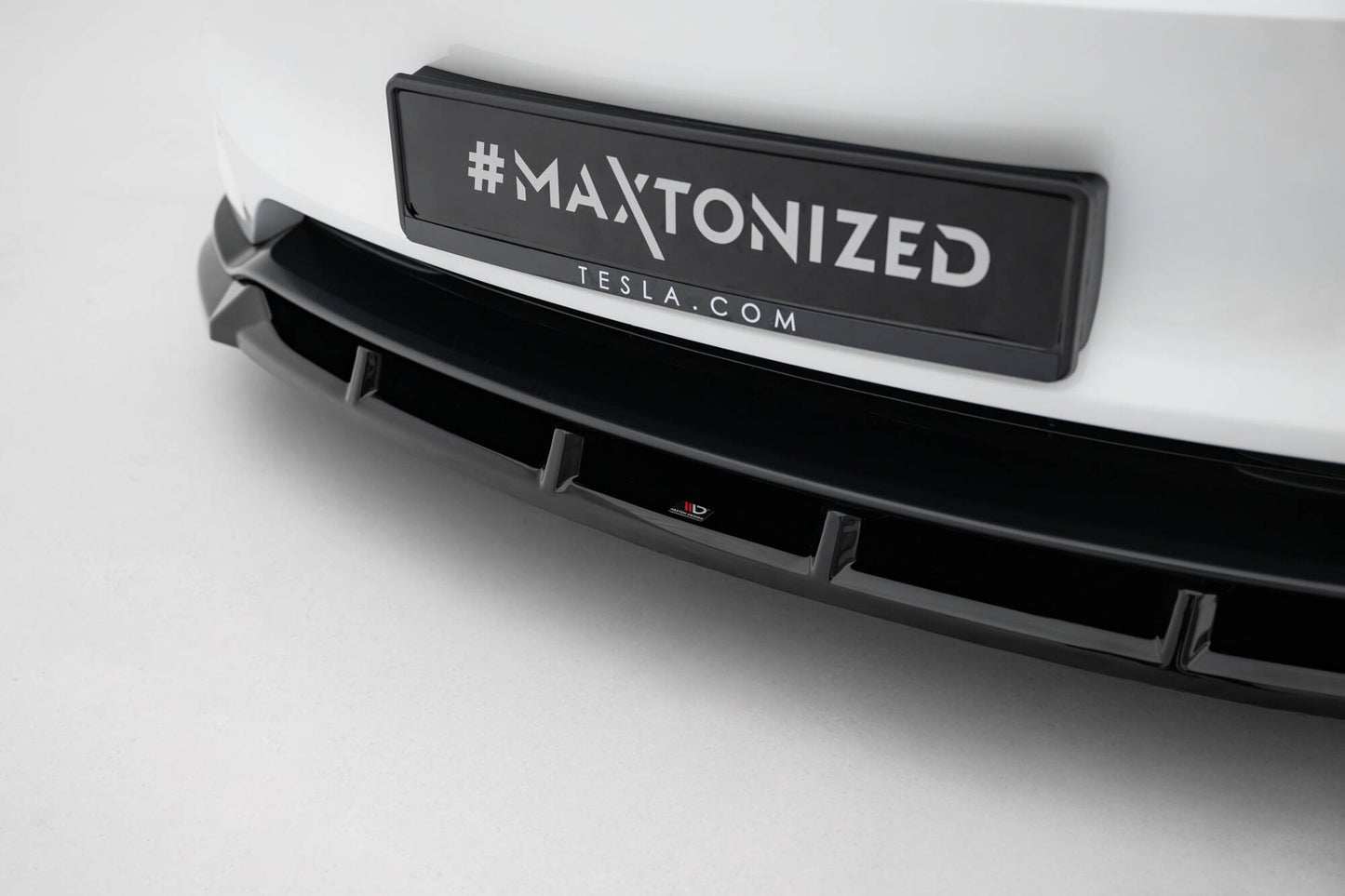 Front Ansatz V.2 für Tesla Model 3 Performance Mk1 Facelift schwarz Hochglanz