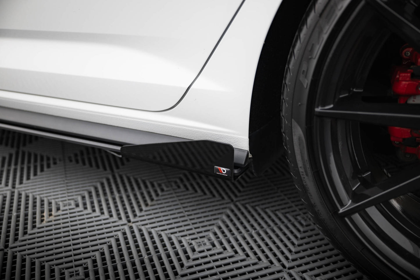 Street Pro Seitenschweller Ansatz + Flaps für VW Jetta GLI Mk7 schwarz Hochglanz