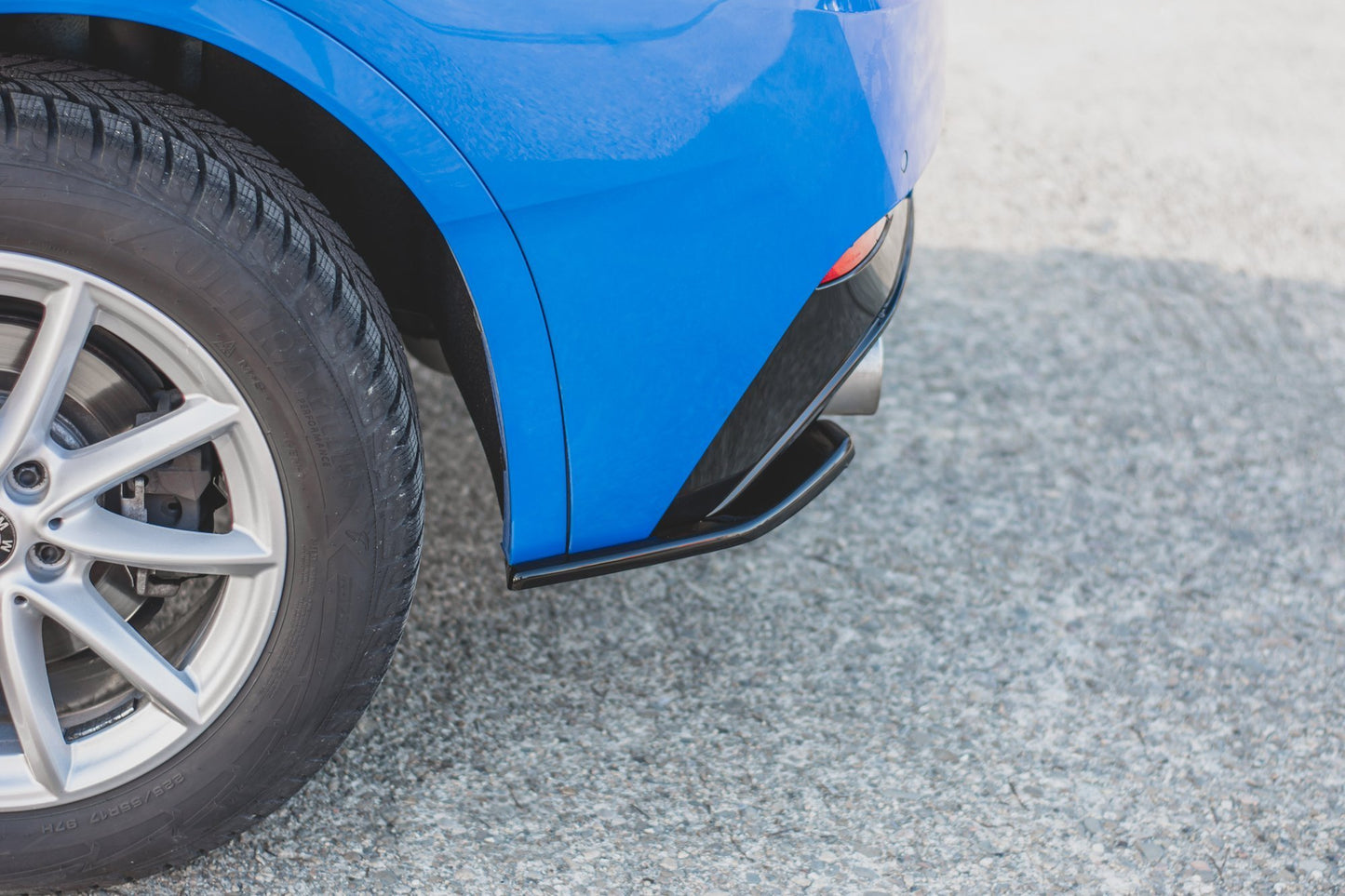 Heck Ansatz Flaps Diffusor für BMW X2 F39 M-Paket schwarz Hochglanz