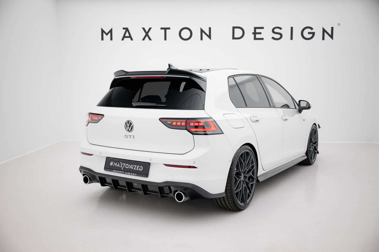 Diffusor Heck Ansatz V.3 für VW Golf GTI Mk8 schwarz Hochglanz