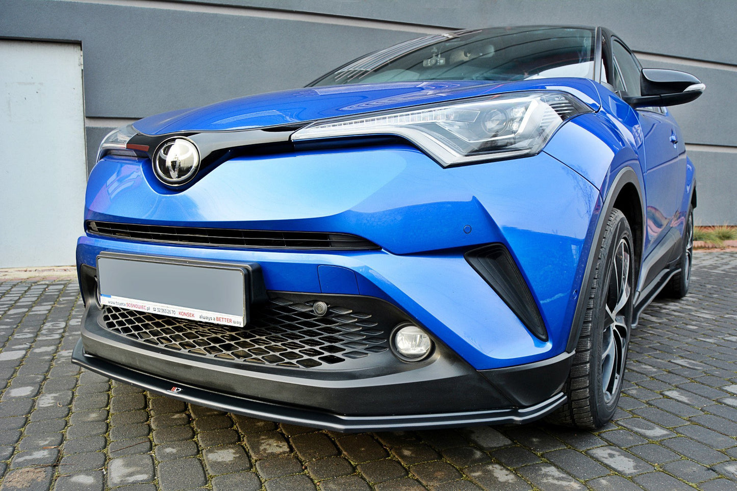 Front Ansatz V.1 für TOYOTA C-HR schwarz Hochglanz