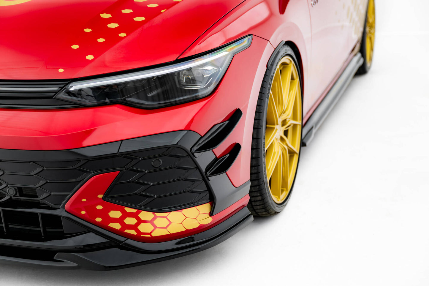Stoßstangen Flaps Wings vorne Canards für VW Golf GTI Clubsport Mk8 Facelift