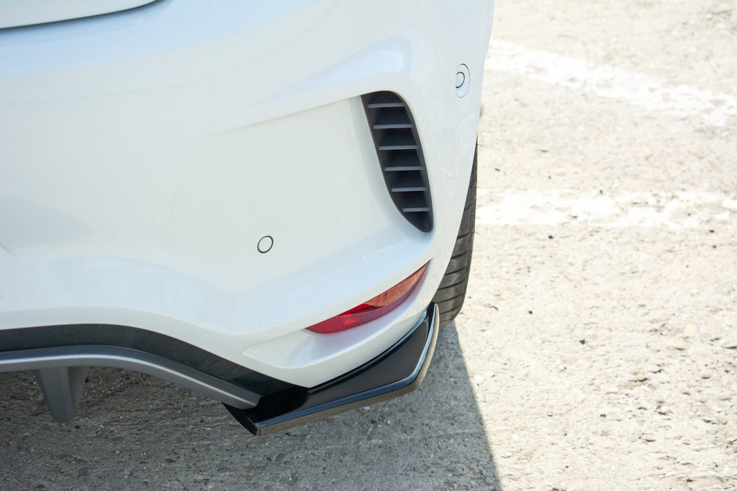 Heck Ansatz Flaps Diffusor für Renault Megane IV RS schwarz Hochglanz