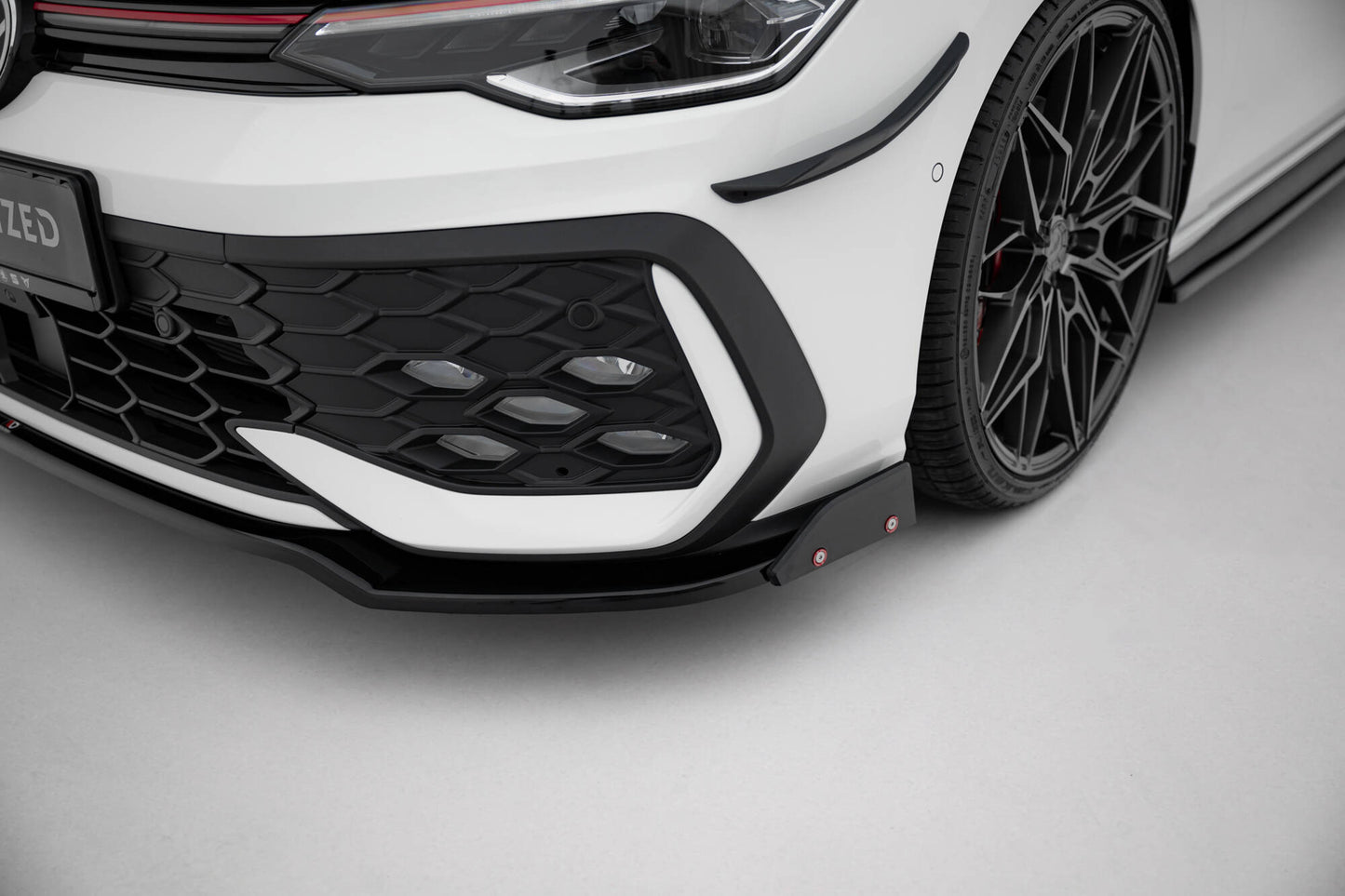 Front Ansatz V.3 + Flaps für VW Golf GTI / GTE / R-Line Mk8 Facelift