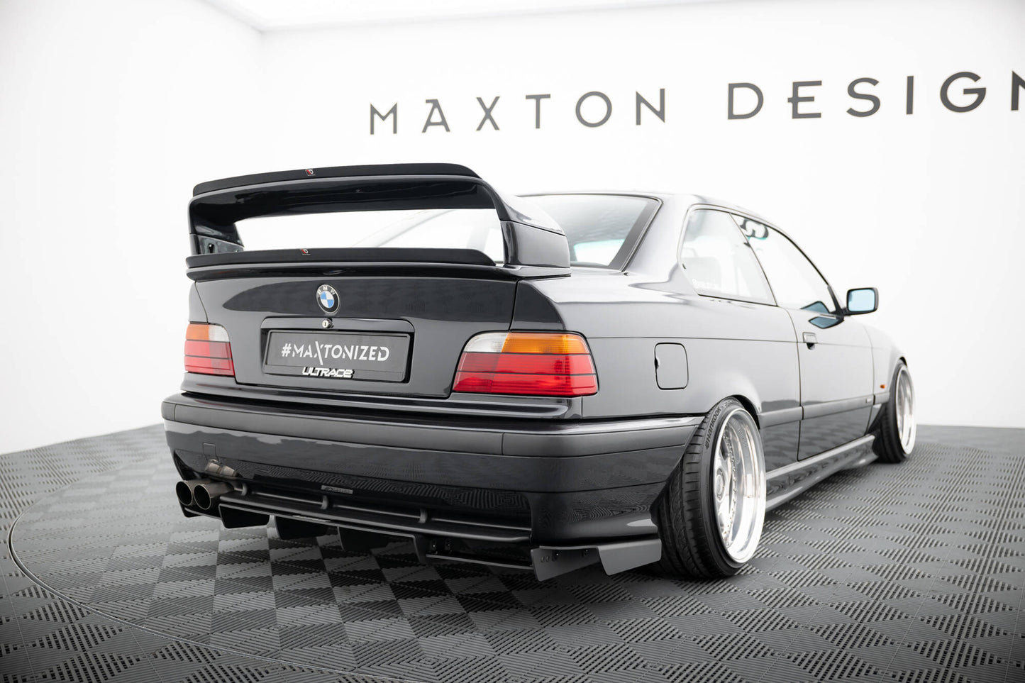 Diffusor Heck Ansatz für Heckschürze für BMW M3 / 3 M-Paket E36 Coupe