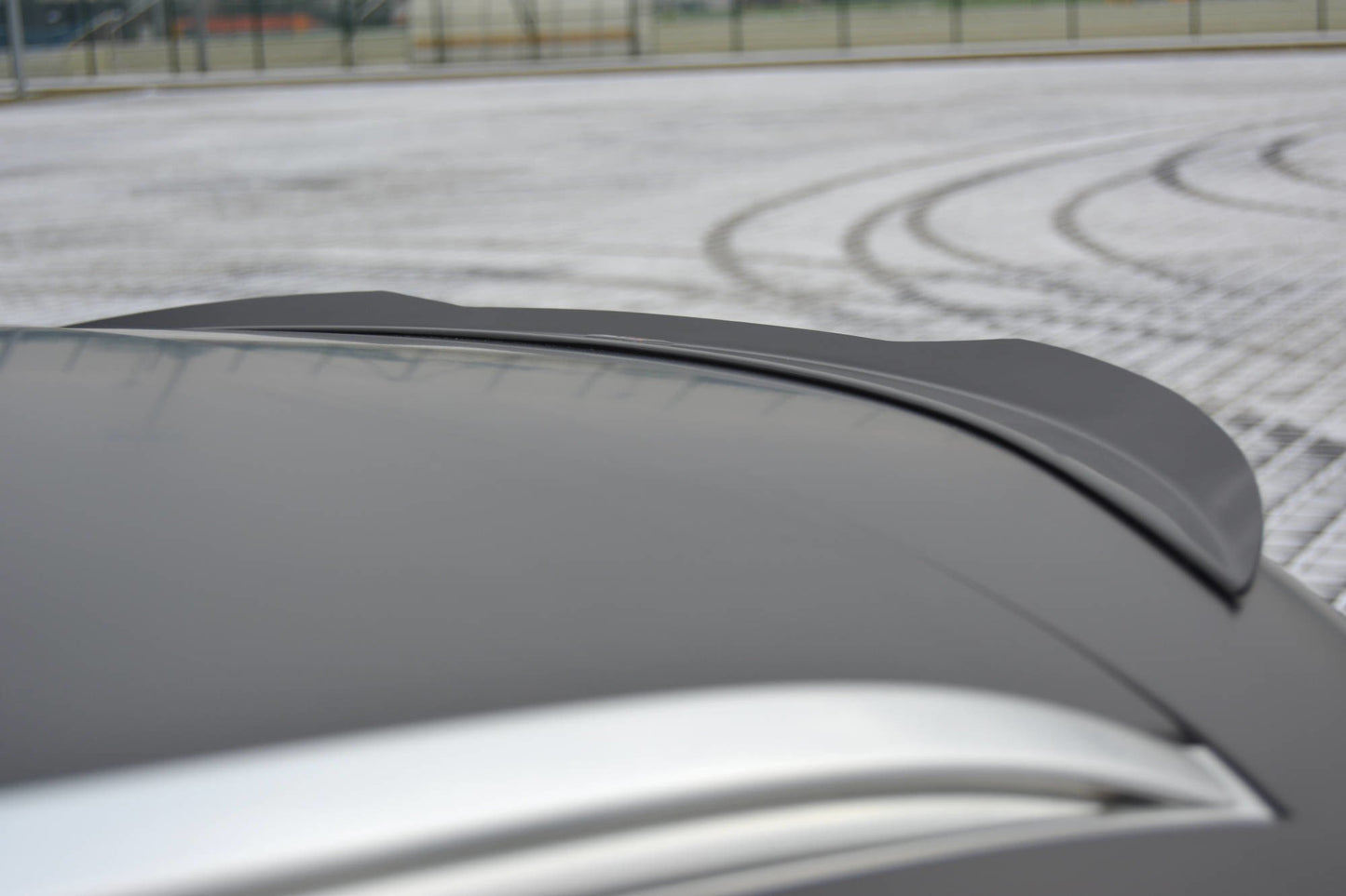 Spoiler CAP für JAGUAR XF X250 SPORTBRAKE schwarz Hochglanz