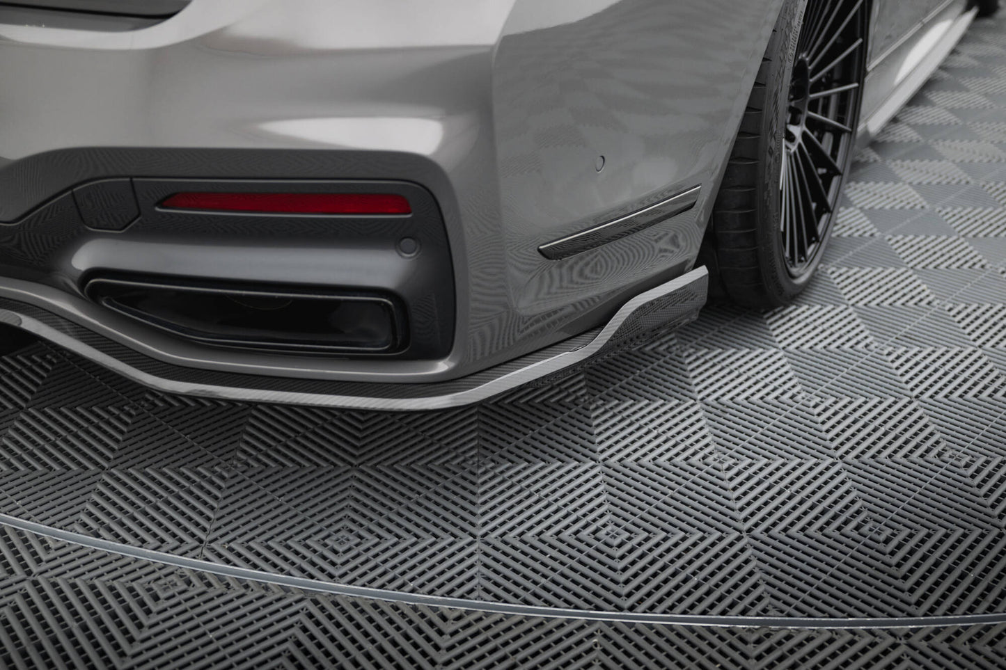 Set of Carbon Fiber Splitters BMW 7 M-Paket G11 Facelift schwarz matt
