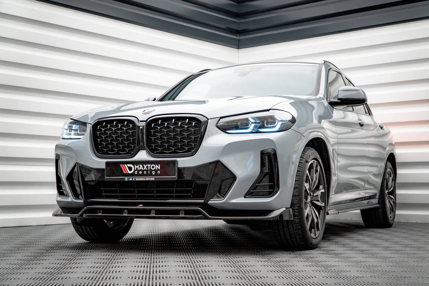 Front Ansatz V.1 für BMW X4 M-Paket G02 Facelift schwarz Hochglanz