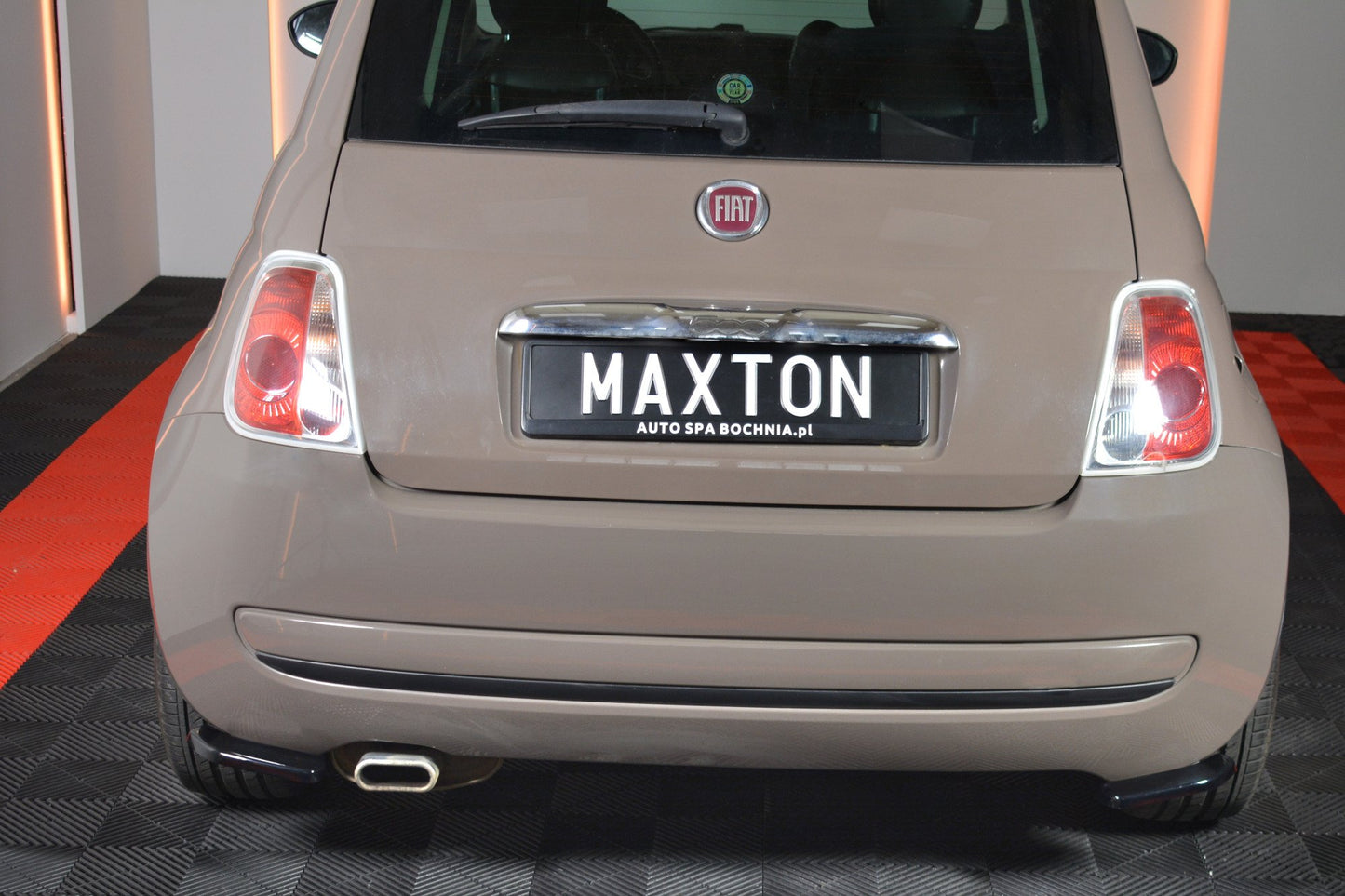Heck Ansatz Flaps Diffusor für FIAT 500 HATCHBACK vor Facelift schwarz Hochglanz