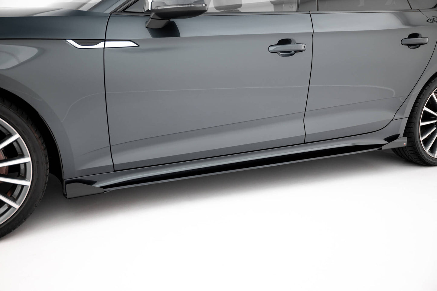 Street Pro Seitenschweller Ansatz für + Flaps Audi A5 Sportback F5 Facelift schwarz Hochglanz