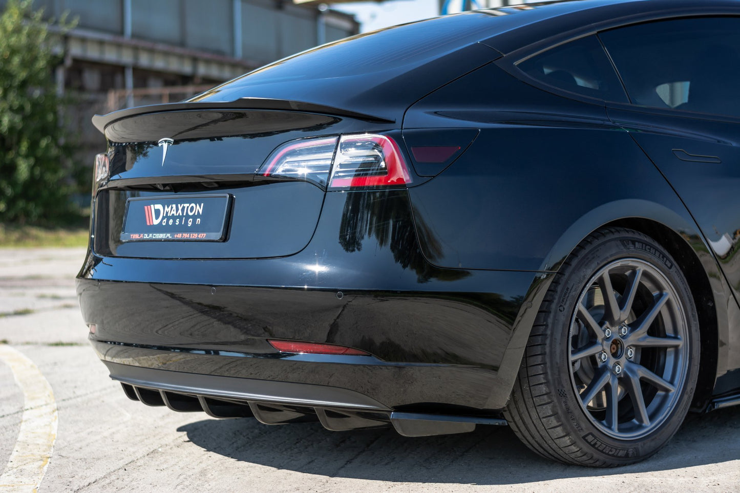 Diffusor Heck Ansatz für Tesla Model 3 schwarz Hochglanz