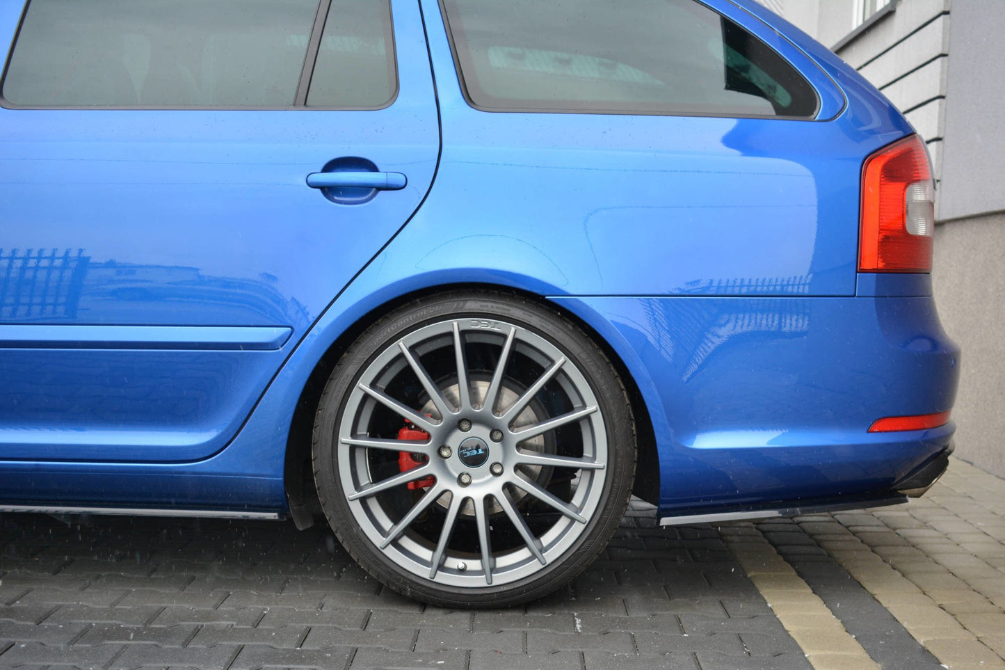 Heck Ansatz Flaps Diffusor für Skoda Octavia RS Mk2 / Mk2 FL Limousine / Combi schwarz Hochglanz