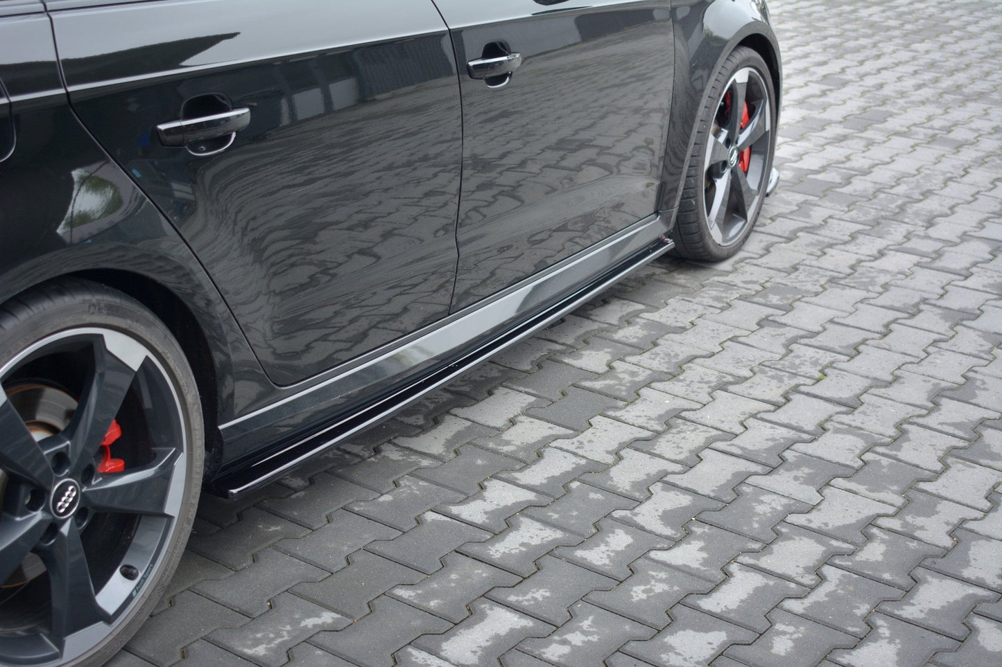 Seitenschweller Ansatz für Audi RS3 8V FL Sportback schwarz Hochglanz