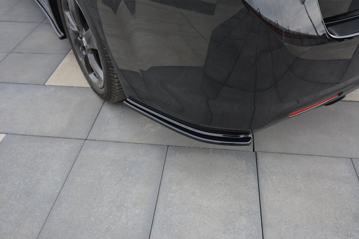 Heck Ansatz Flaps Diffusor für HONDA ACCORD MK8. CU-Serie vor Facelift SEDAN schwarz Hochglanz