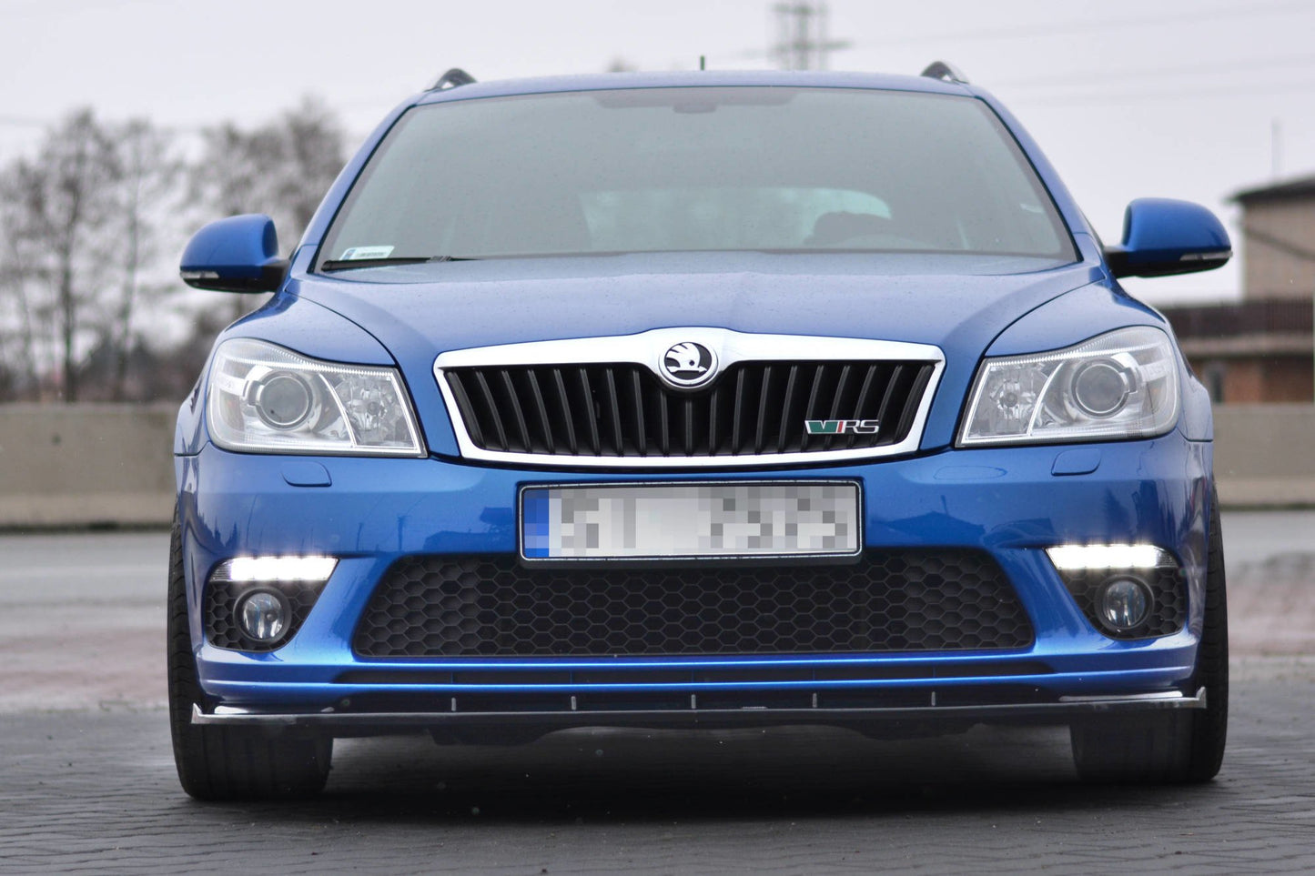 Front Ansatz V.1 für Skoda Octavia RS Mk2 FL schwarz Hochglanz