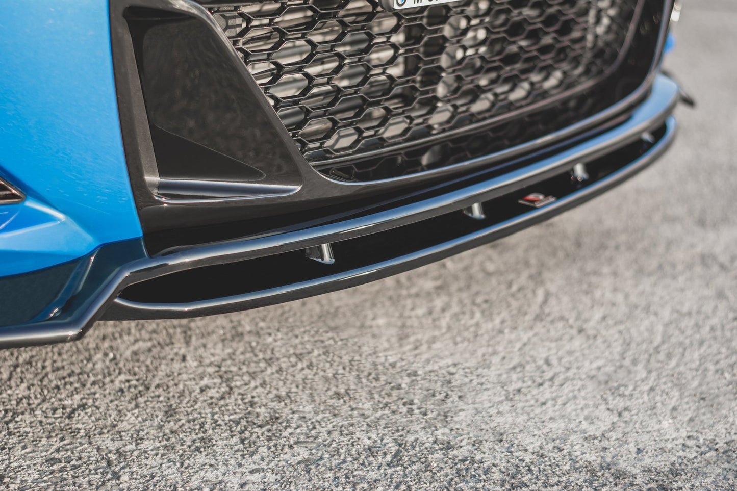 Front Ansatz für BMW X2 F39 M-Paket schwarz Hochglanz