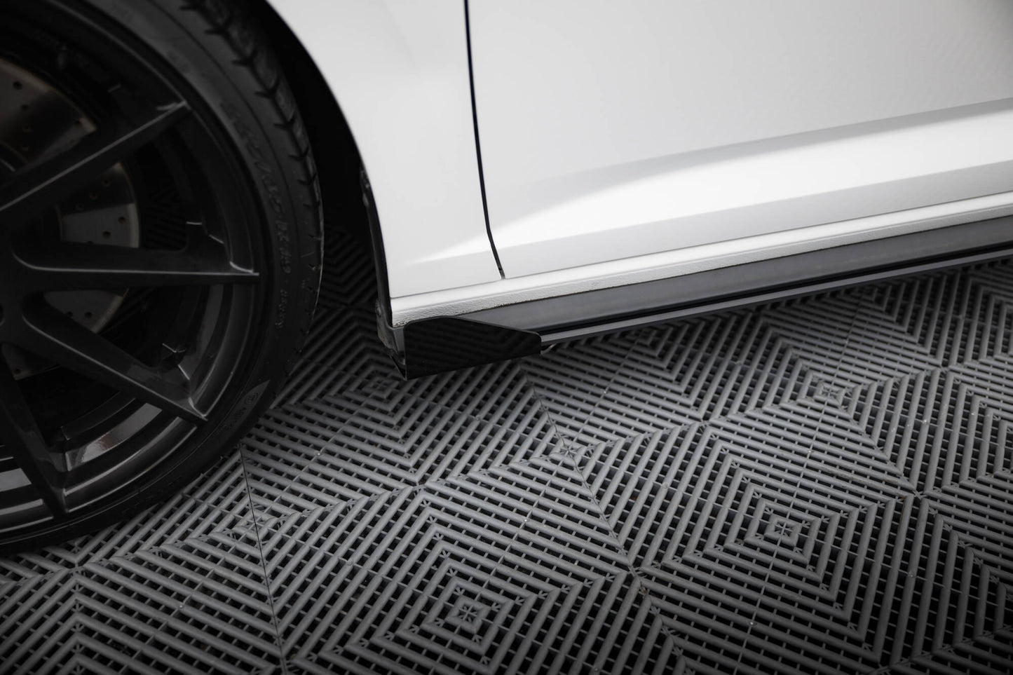 Street Pro Seitenschweller Ansatz für + Flaps Volkswagen Jetta GLI Mk7 schwarz Hochglanz