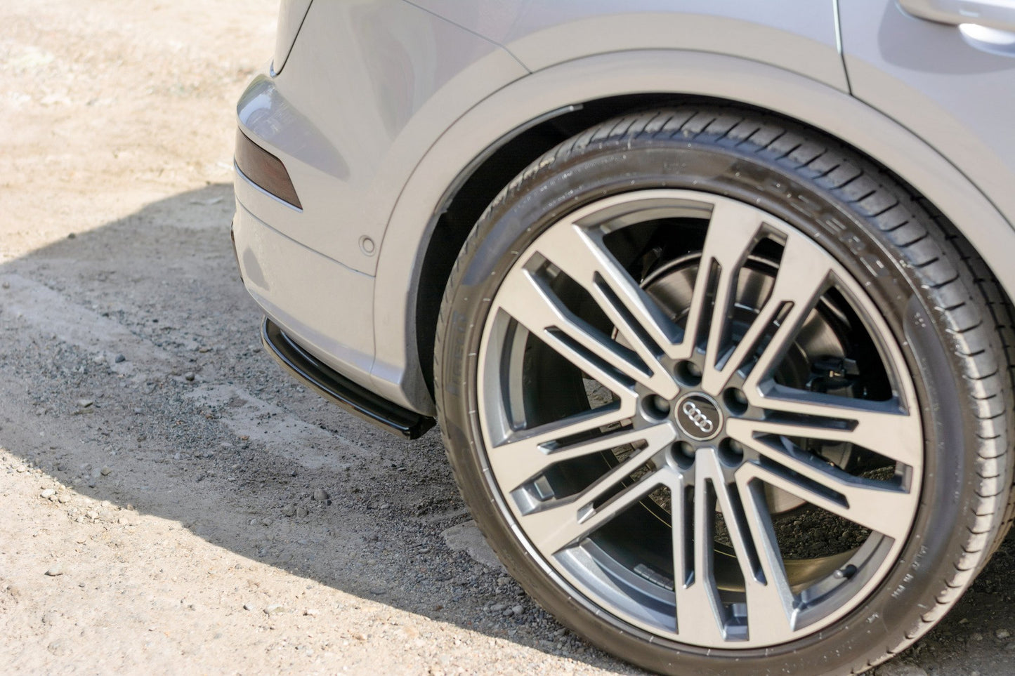 Heck Ansatz Flaps Diffusor für Audi SQ5/Q5 S-line Mk2 schwarz Hochglanz