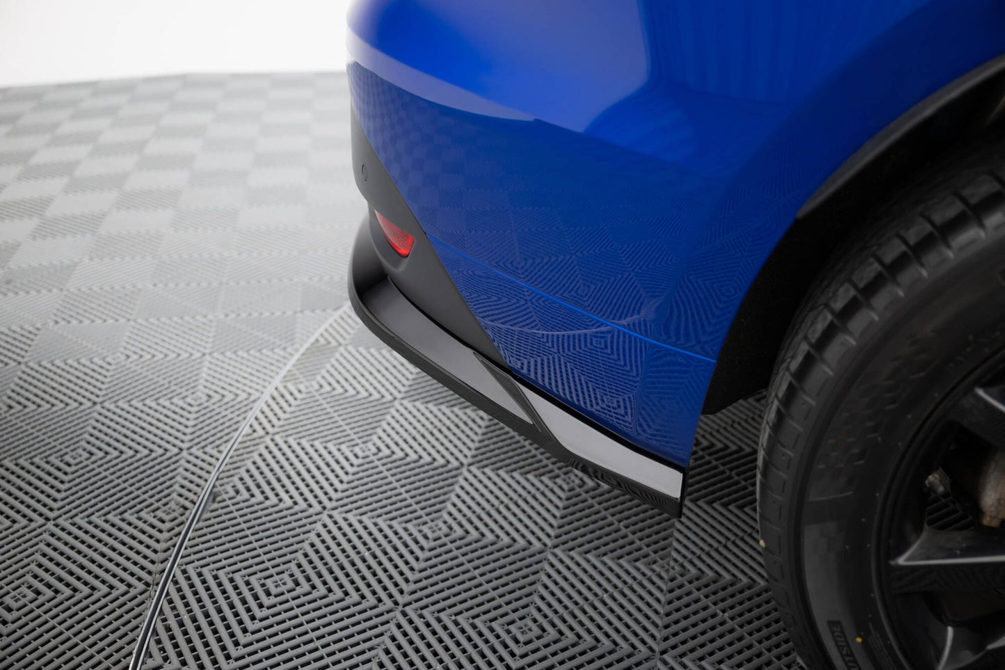 Mittlerer Cup Diffusor DTM Look Heck Ansatz für Jaguar F-Pace R-Sport Mk1 schwarz Hochglanz