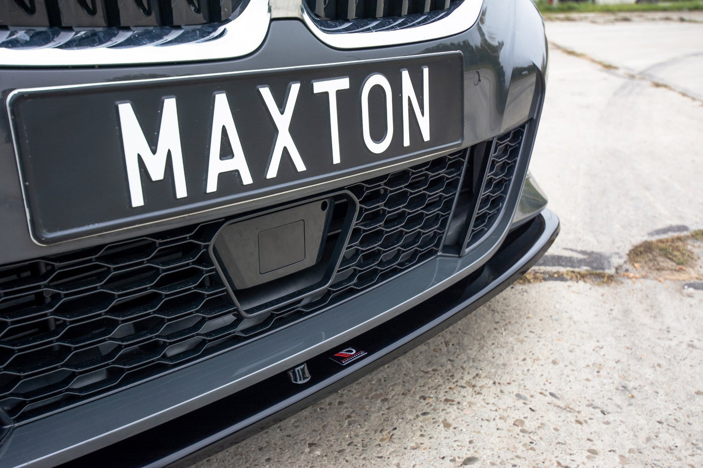 Front Ansatz V.3 für BMW 3er M-Paket G20 schwarz Hochglanz