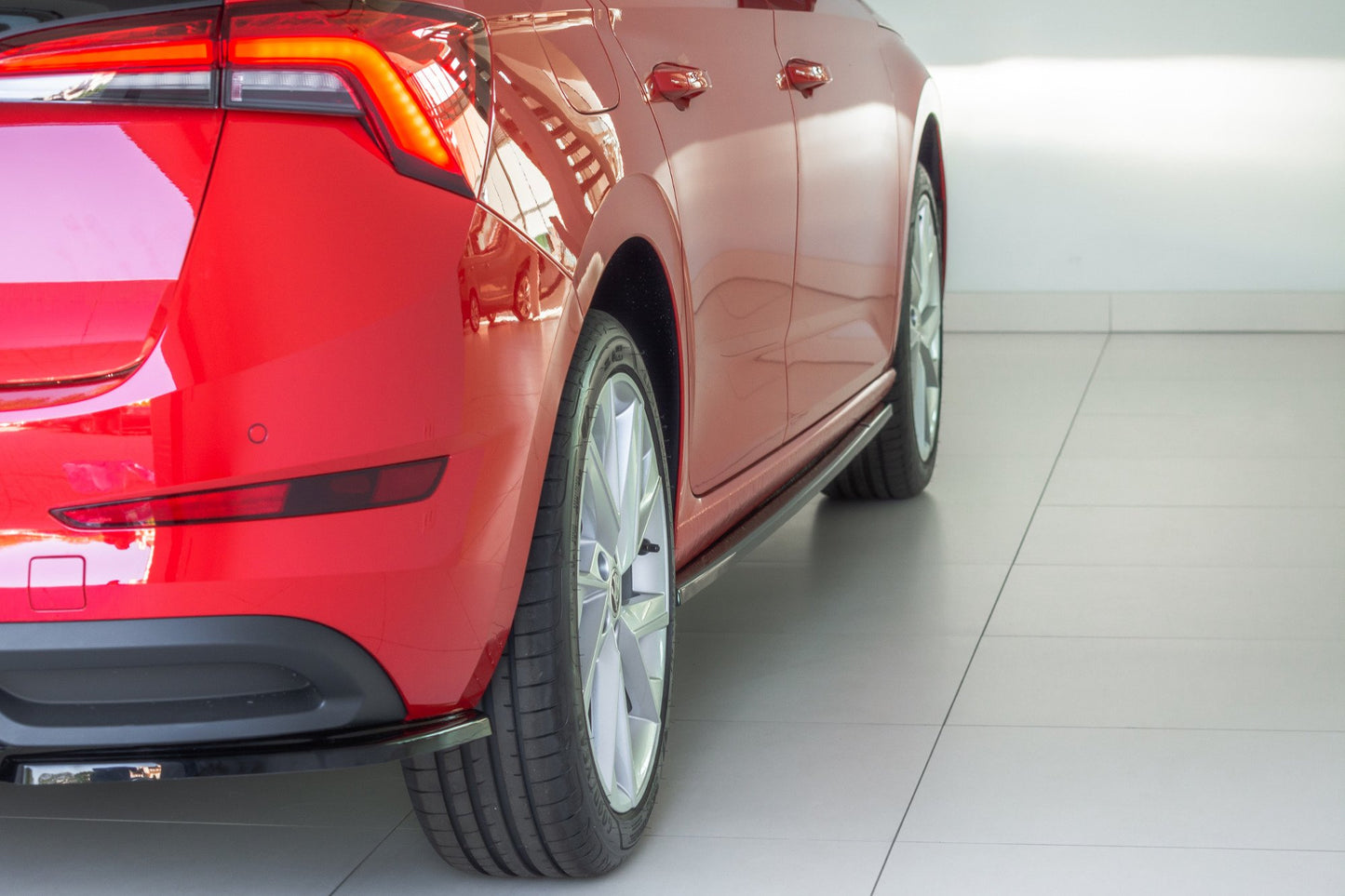 Seitenschweller Diffuser Skoda Scala schwarz Hochglanz