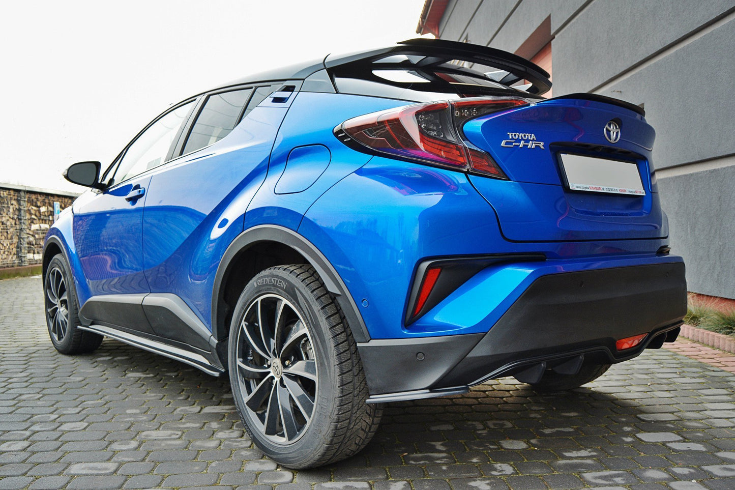 Heck Ansatz Flaps Diffusor für TOYOTA C-HR schwarz Hochglanz