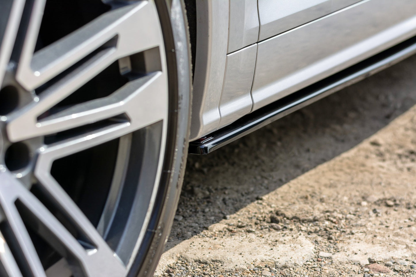 Seitenschweller Ansatz für Audi SQ5/Q5 S-line Mk2 schwarz Hochglanz