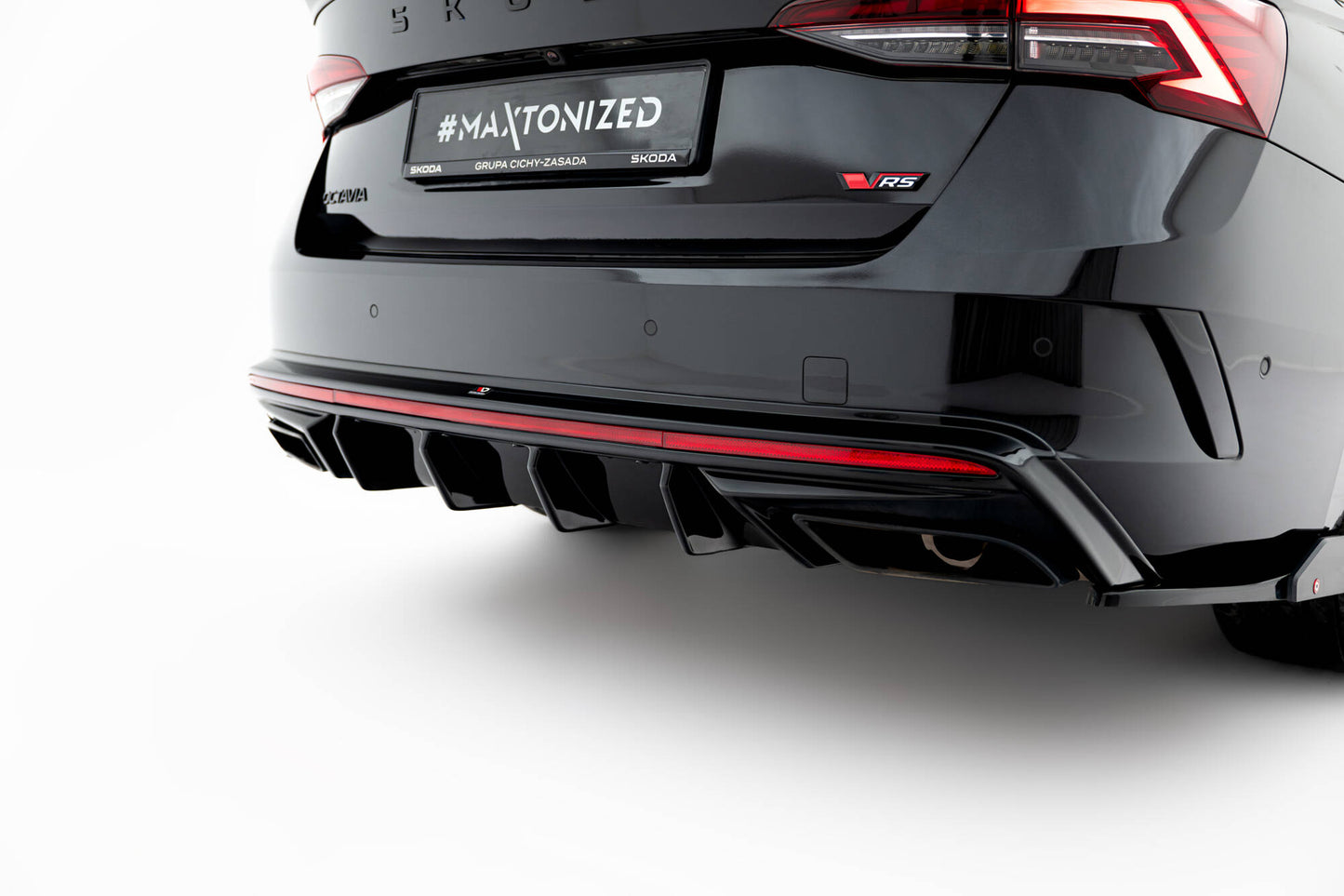 Diffusor Heck Ansatz für Skoda Octavia RS Liftback / Combi Mk4 Facelift schwarz Hochglanz