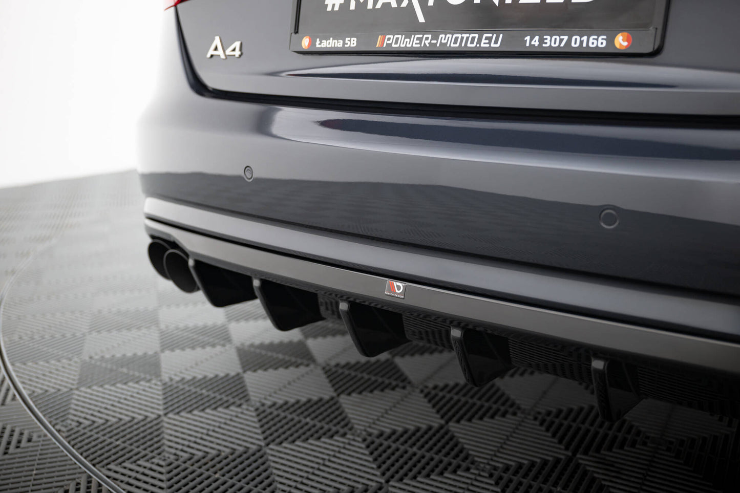 Diffusor Heck Ansatz für Audi A4 B8 Facelift (Doppelauspuff li.)